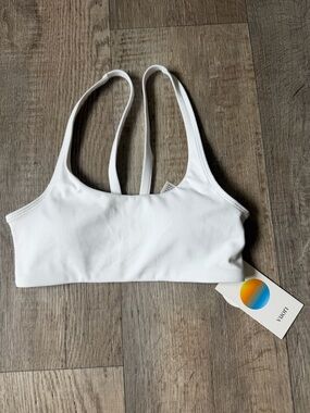 Vuori White Scoop Neck Bra